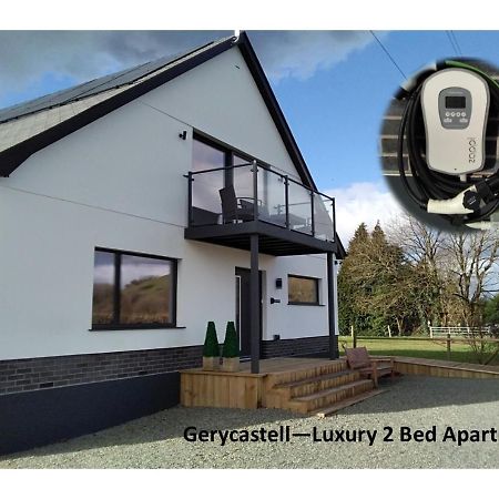 Gerycastell Luxury Holiday Apartment With Stunning Views & Ev Station Point Carmarthen Exterior foto